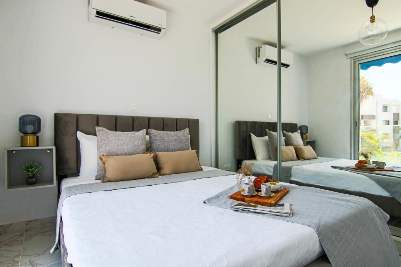 Phaedrus Living Seaside Luxury Flat Athina 21 Lägenhet Paphos Exteriör bild