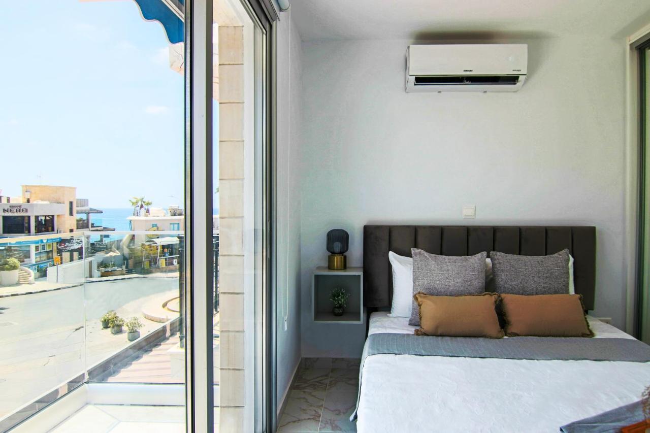 Phaedrus Living Seaside Luxury Flat Athina 21 Lägenhet Paphos Exteriör bild