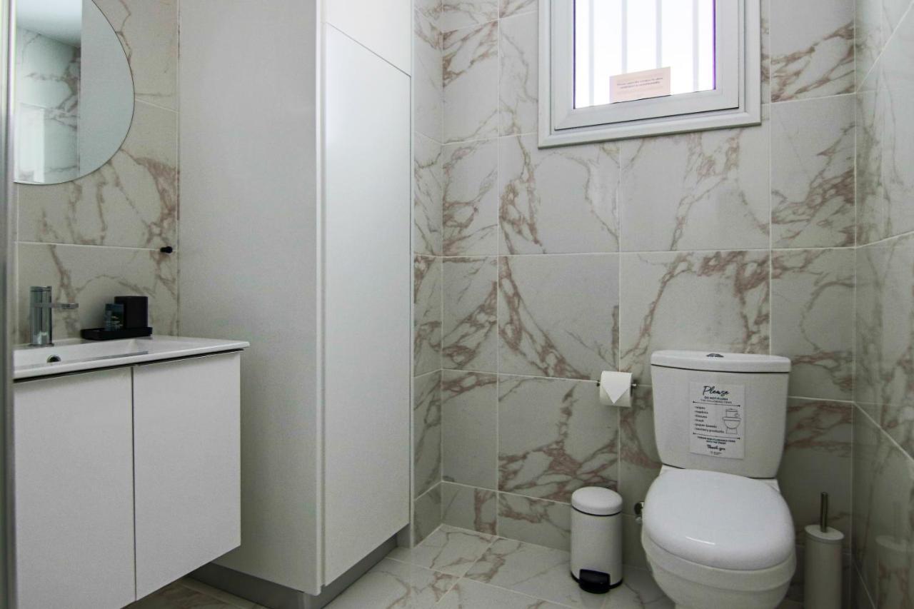 Phaedrus Living Seaside Luxury Flat Athina 21 Lägenhet Paphos Exteriör bild